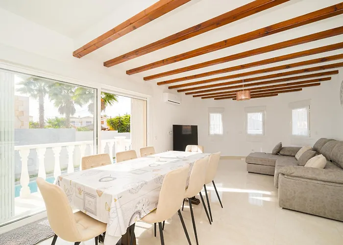 Hola Casita Villa *