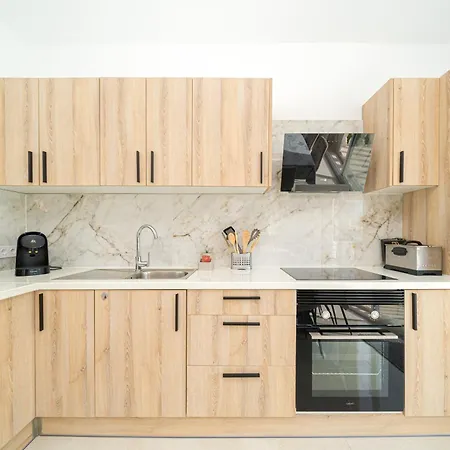 Hola Casita * تورّيفيِخا